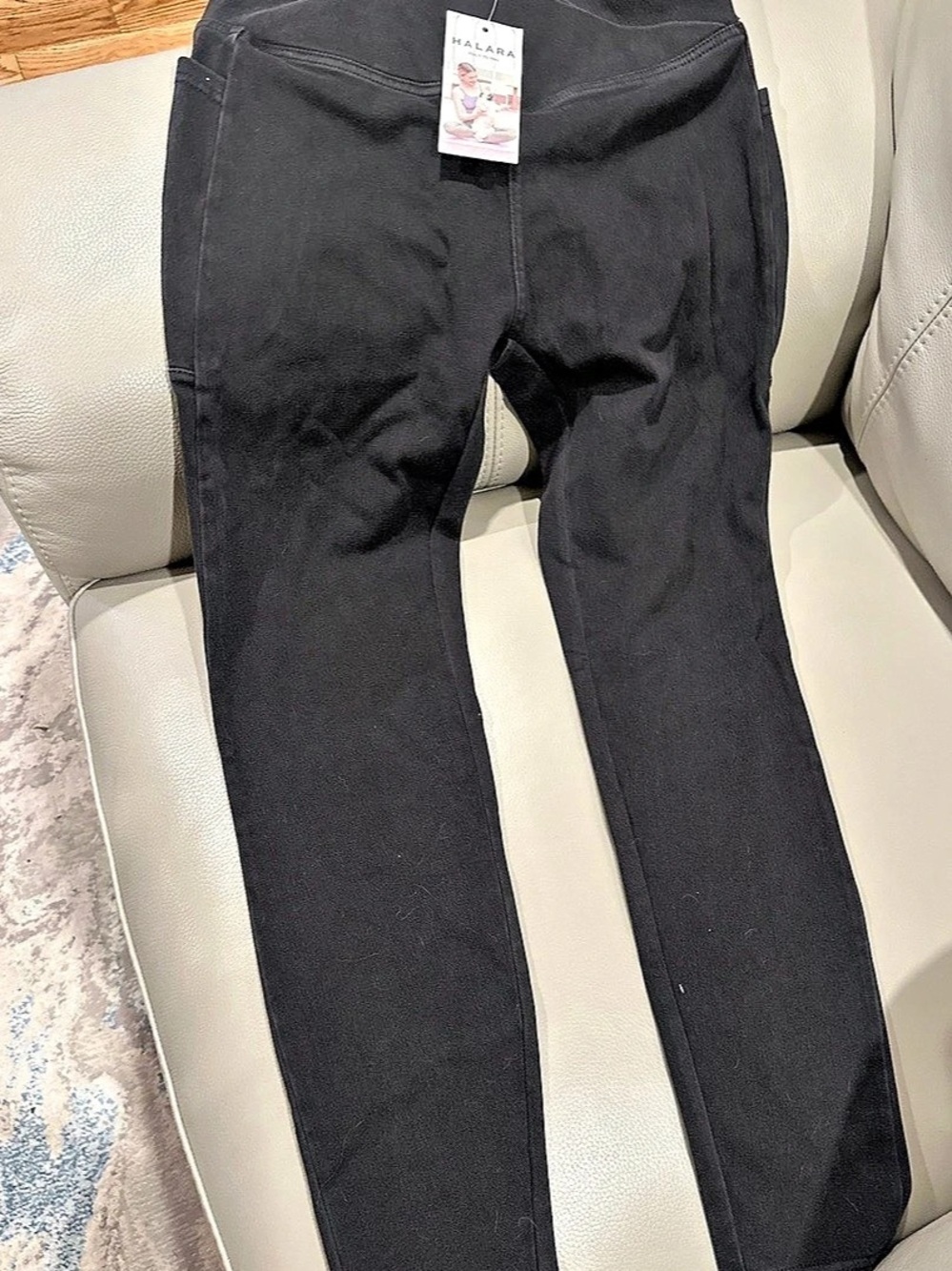 HALARA DayStretch Crossover High Waisted Pocket Leggings Black